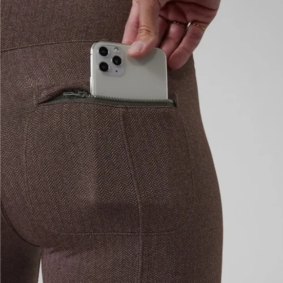 Athleta Delancey Tight - Picture 3 of 8